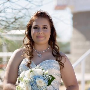 Meet your Posher, Paola